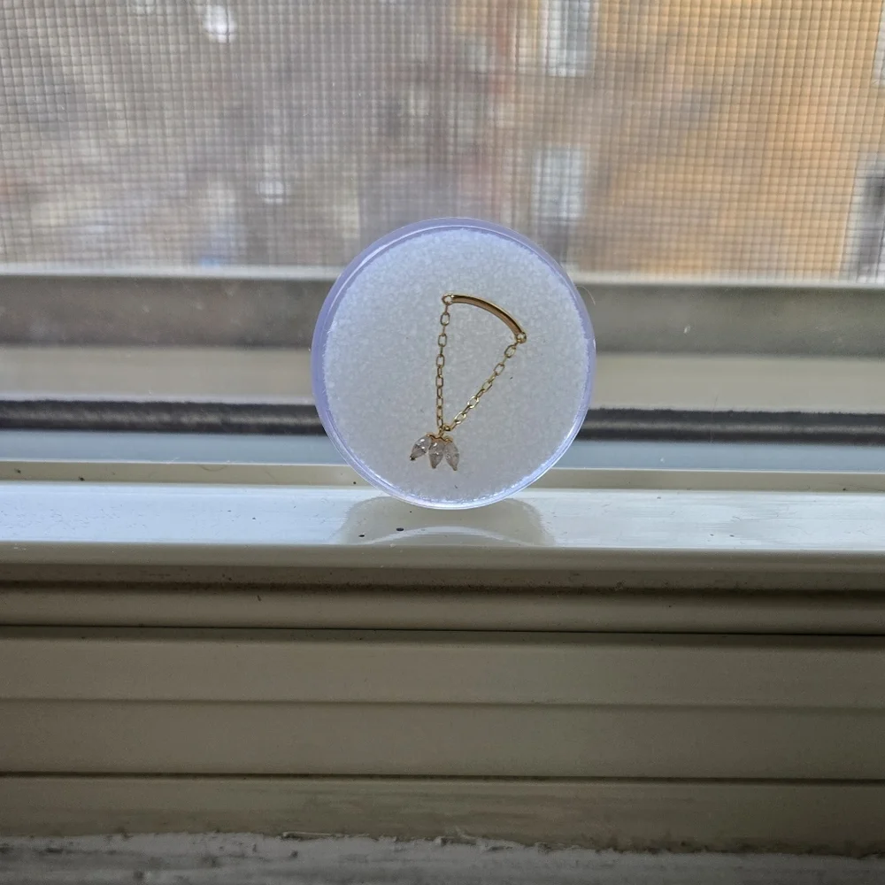 14k yellow gold single threadless end - Picture 3 of 6